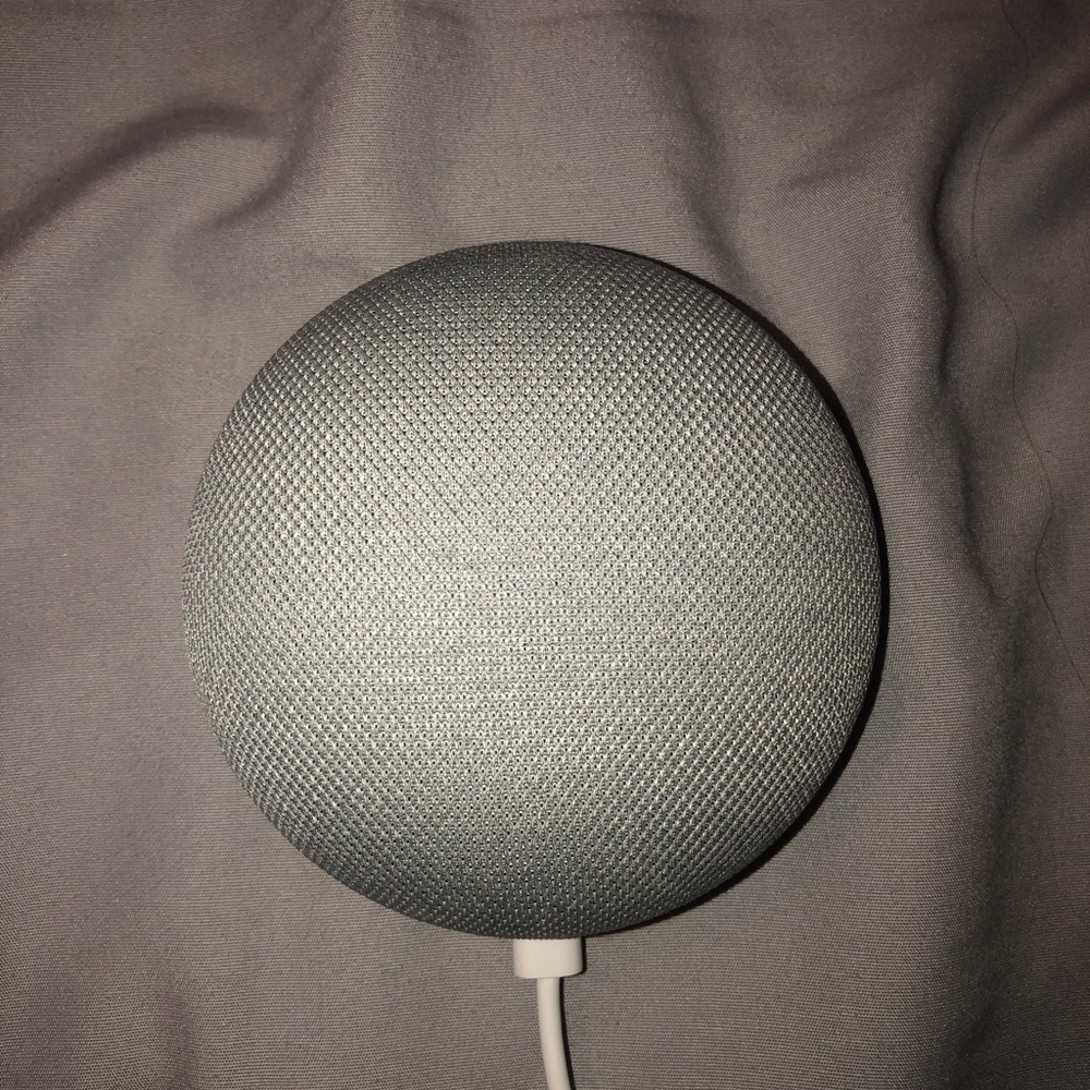 Google Home Mini - Picture 5 of 5